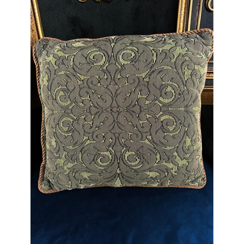 Vintage Damask Throw Pillow Green Tapestry English Manor Cottage Gothic Decor - Picture 6 of 7